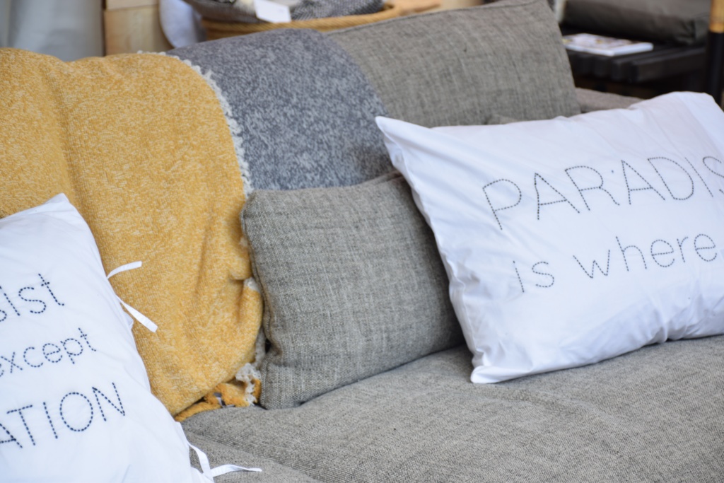 Salon Côté Sud - Les Bons Détails