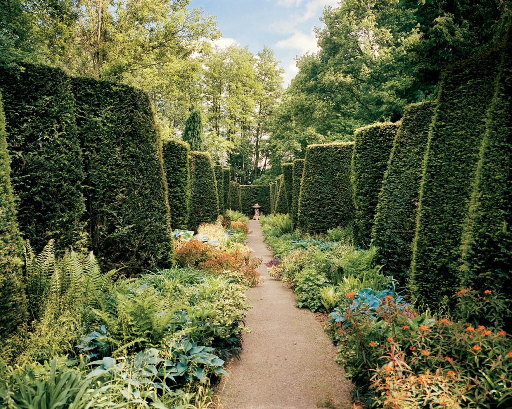 Dries Van Noten's house, Liers, Belgium • Les Bons Détails